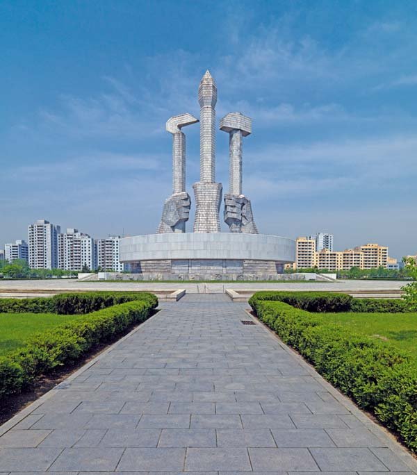 实拍：朝鲜拥有的那些世界上最叹为观止的建筑(组图)